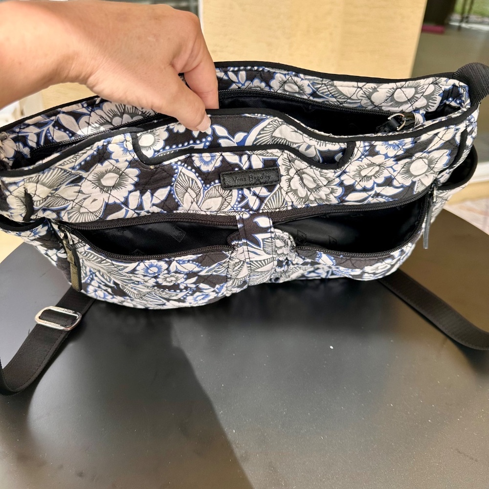 Vera Bradley, Snow Lotus Cross Body Bag - Picture 10 of 16